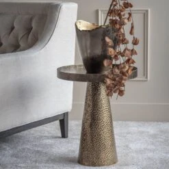 Raize Side Table